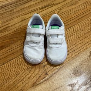 Buzz adidas tennis shoes